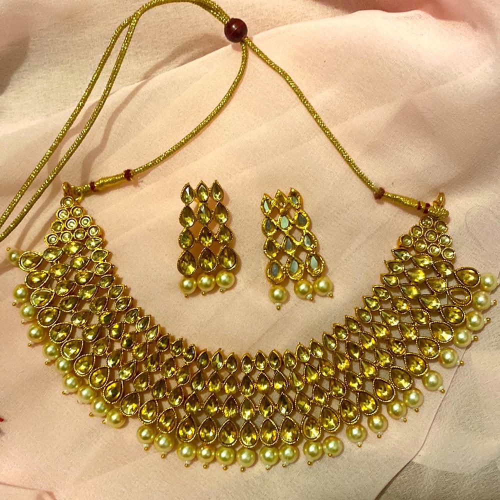 Indian jewellery